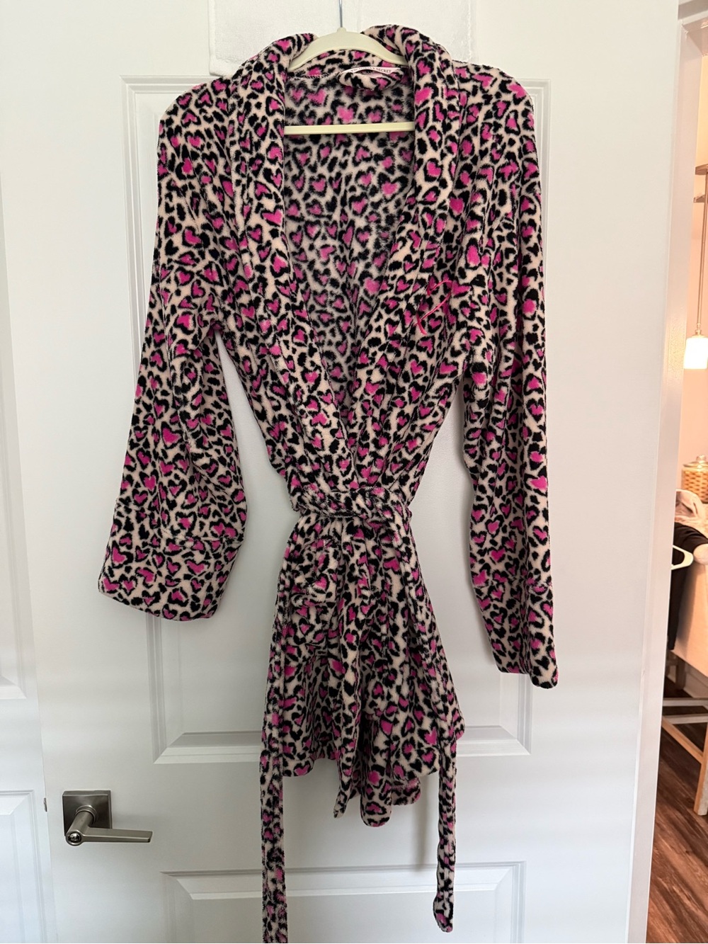 Victoria's Secret Pink and Black Leopard Plush Robe
